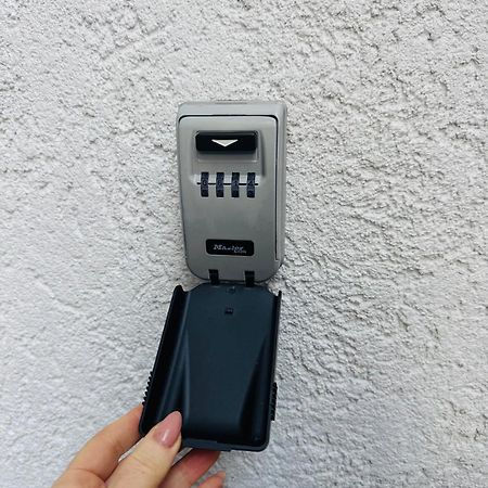 Wohnung Mit Charme, Netflix Rheinstetten Exteriör bild