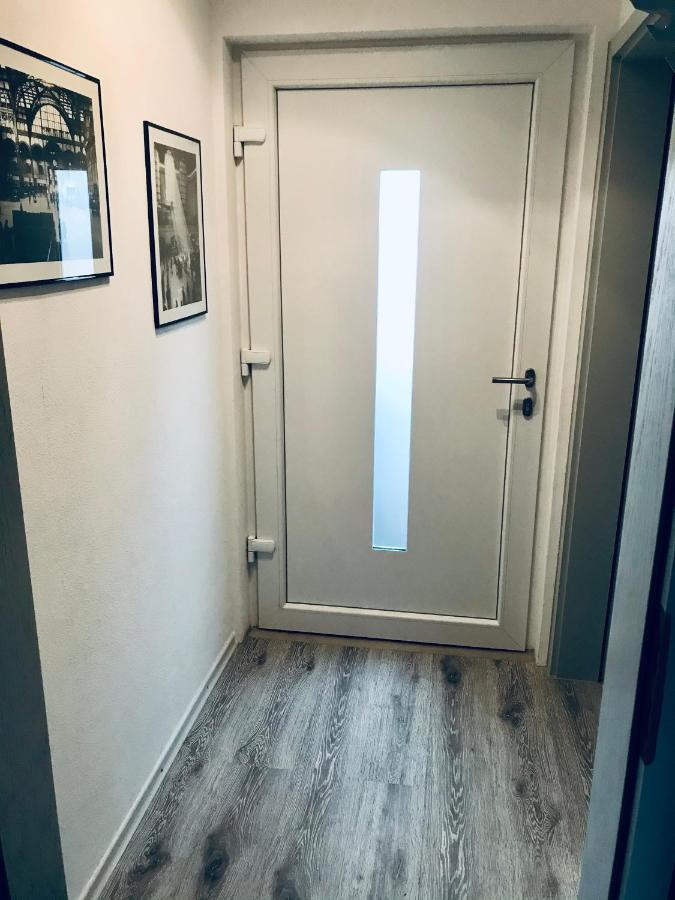 Wohnung Mit Charme, Netflix Rheinstetten Exteriör bild