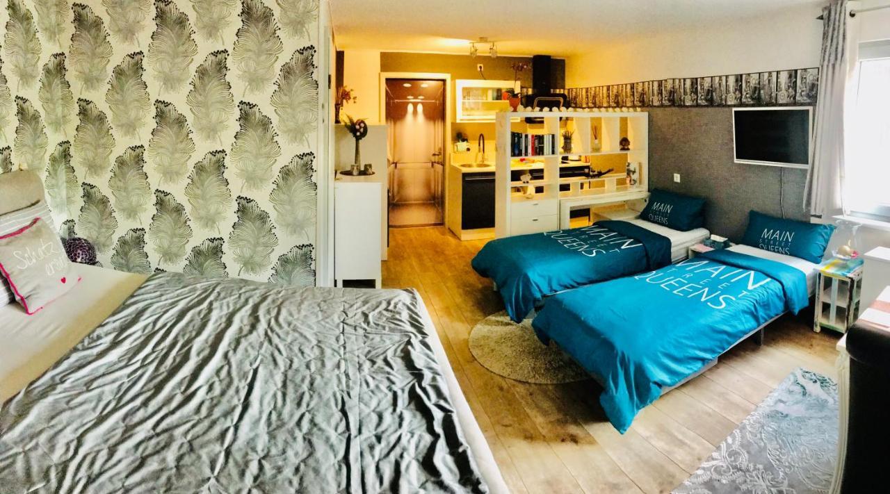 Wohnung Mit Charme, Netflix Rheinstetten Exteriör bild